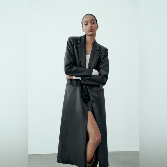 Zara Women's Black Coat - Picture 4 of 10